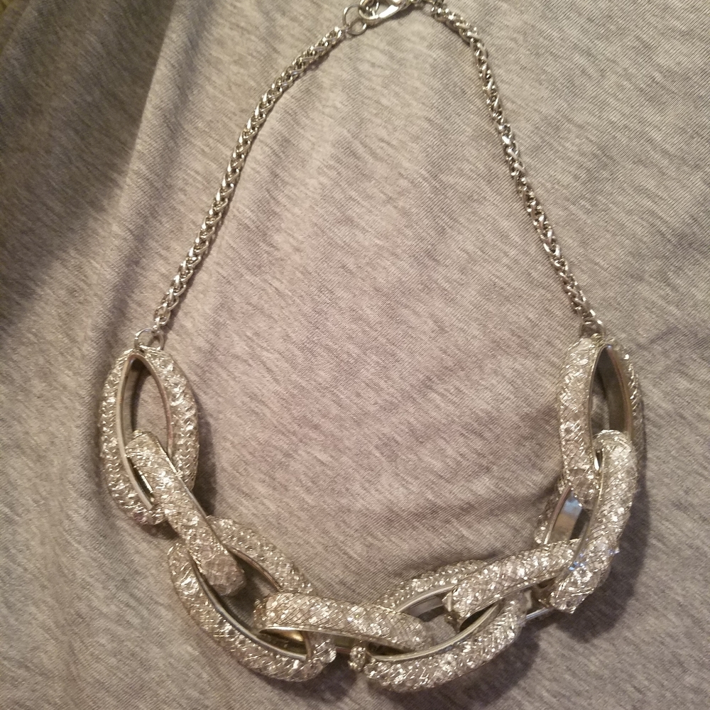 Bebe necklace